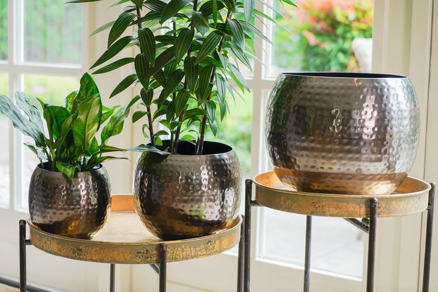 Bloempot Kody - D17 X H16cm - Lood 2 Bloempot Kody - D17 X H16cm - Lood - Afbeelding 2