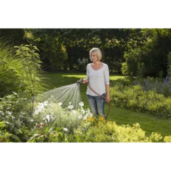 Comfort Sproeibroes Voor Bloembedden - Gardena -Natuur Hoek Verkoop comfort sproeibroes voor bloembedden gardena 7 11