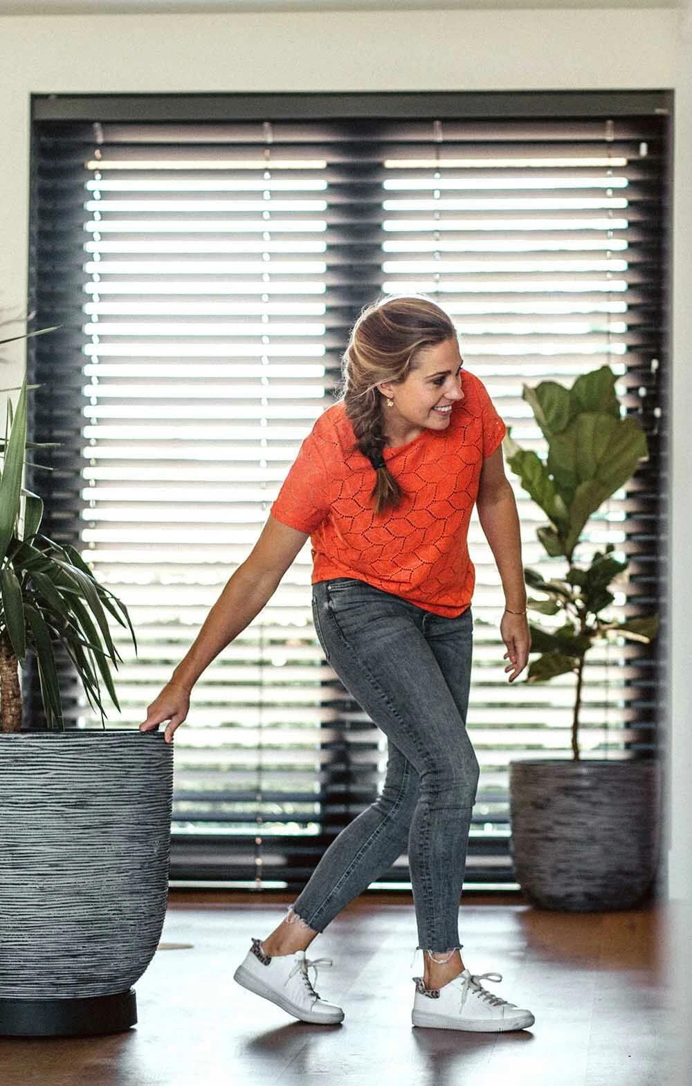 Capi Bloempot Bol Nature Rib NL - D55 X H53cm - Antraciet 2 Capi Bloempot Bol Nature Rib NL - D55 X H53cm - Antraciet - Afbeelding 2