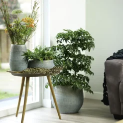 Bloempot Ryan - D22 X H20cm - Shiny Blue -Natuur Hoek Verkoop pot ryan shiny blue keramiek d22 h20 bloempot 7 10