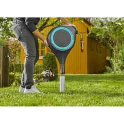 Tuinslangbox RollUp - M - 20m - Blauw - Gardena -Natuur Hoek Verkoop tuinslangbox rollup m 20m blauw gardena 5 7