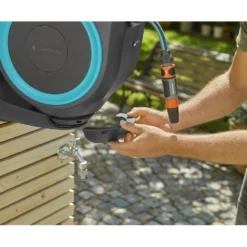 Wandslangenbox RollUp - S - 15m - Blauw - Gardena -Natuur Hoek Verkoop wandslangenbox rollup s 15m blauw gardena 5 7