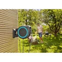 Wandslangenbox RollUp - XL - 35m - Blauw - Gardena 11 Wandslangenbox RollUp - XL - 35m - Blauw - Gardena -Natuur Hoek Verkoop wandslangenbox rollup xl 35m blauw gardena 6 6